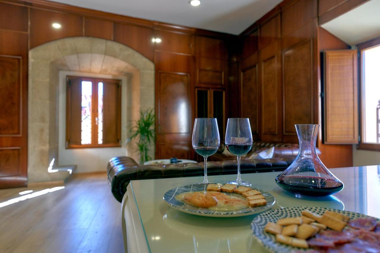 Duplex Casa De Las Argollas Grand Suite Parking Gratis Plasencia Exterior photo