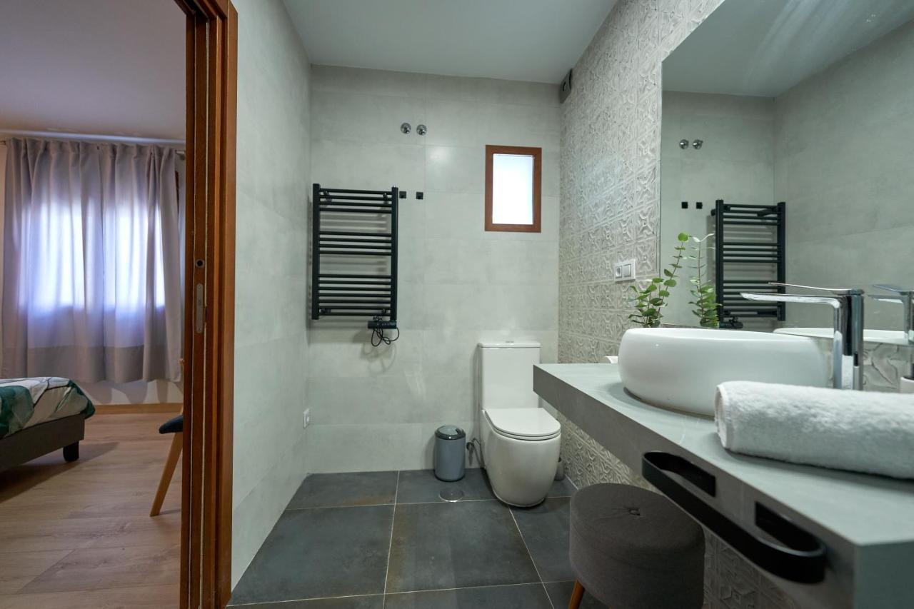 Duplex Casa De Las Argollas Grand Suite Parking Gratis Plasencia Exterior photo